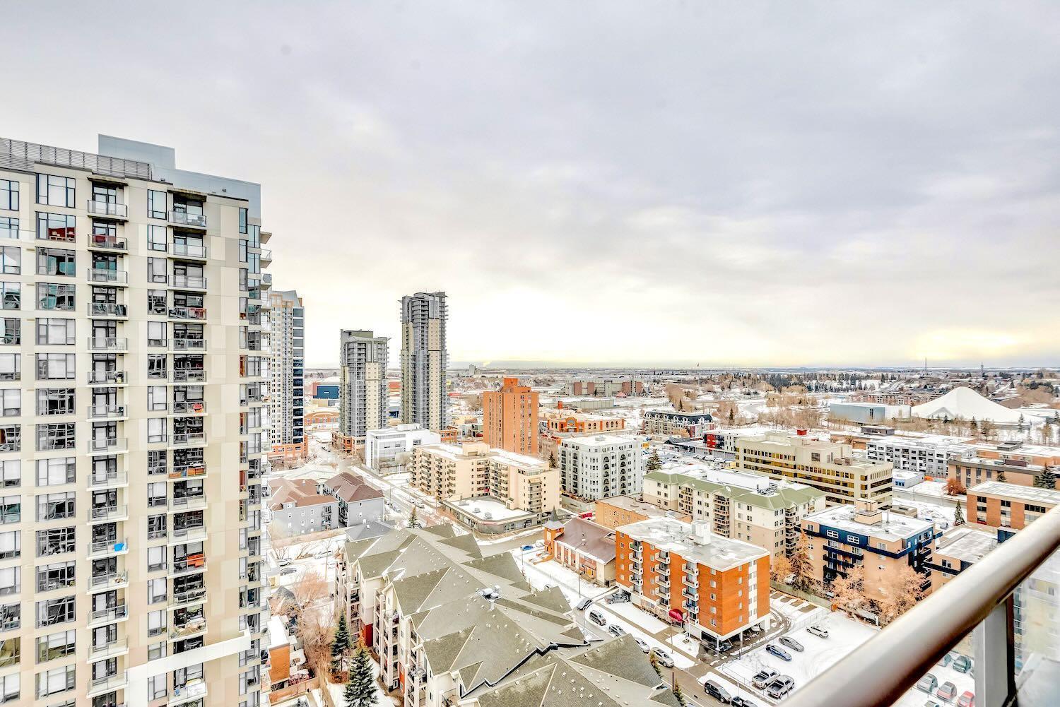 Modern 2Br Condo - King Bed - Downtown City Views YYC Eksteriør billede