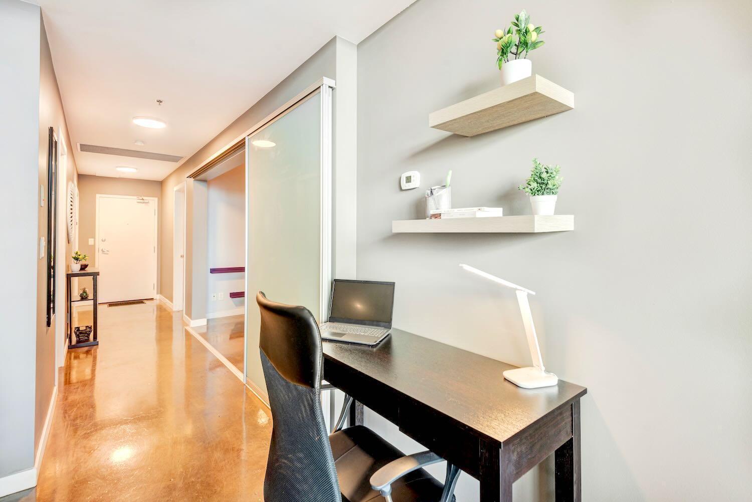 Modern 2Br Condo - King Bed - Downtown City Views YYC Eksteriør billede